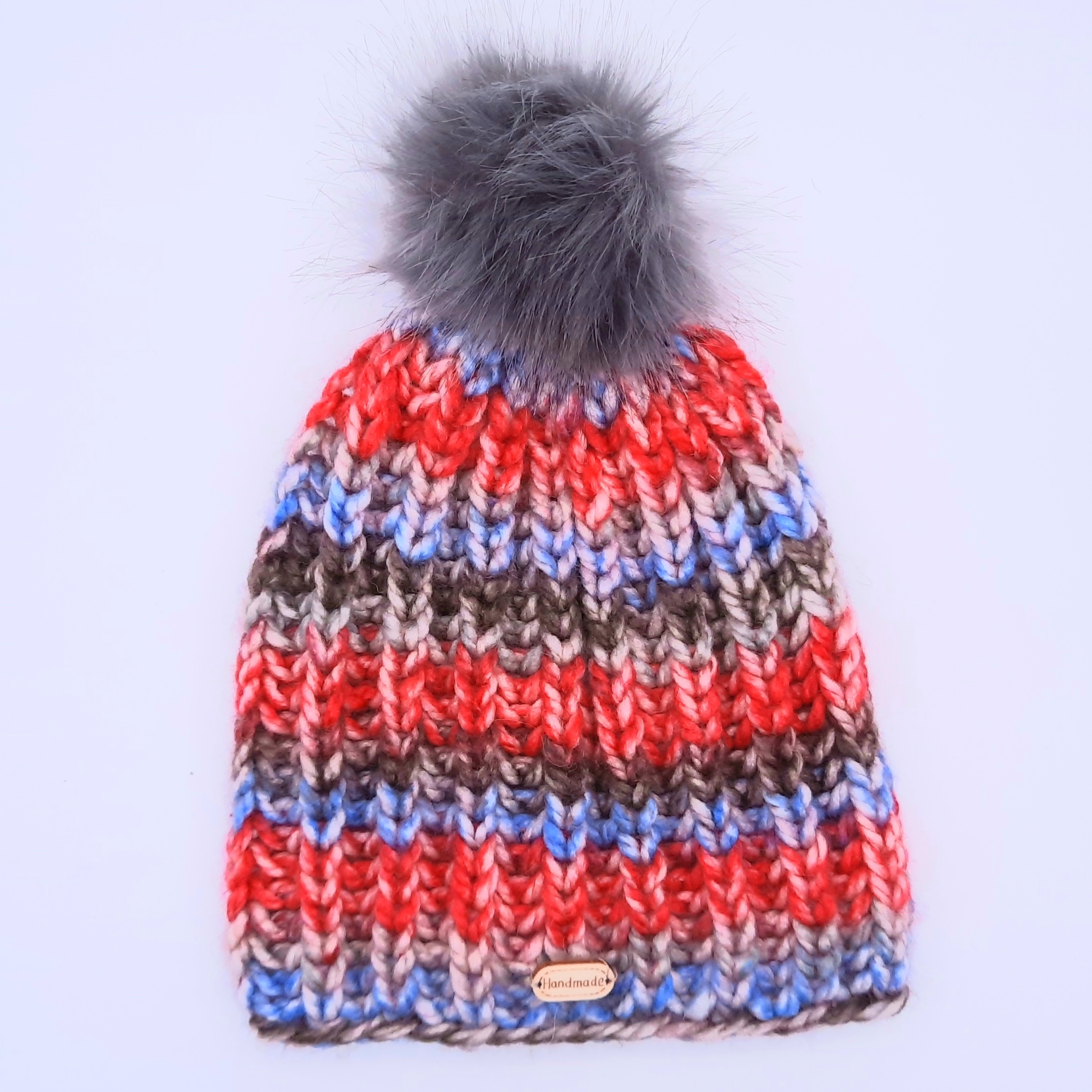 Bonnet en laine ( Artisanat Suisse )